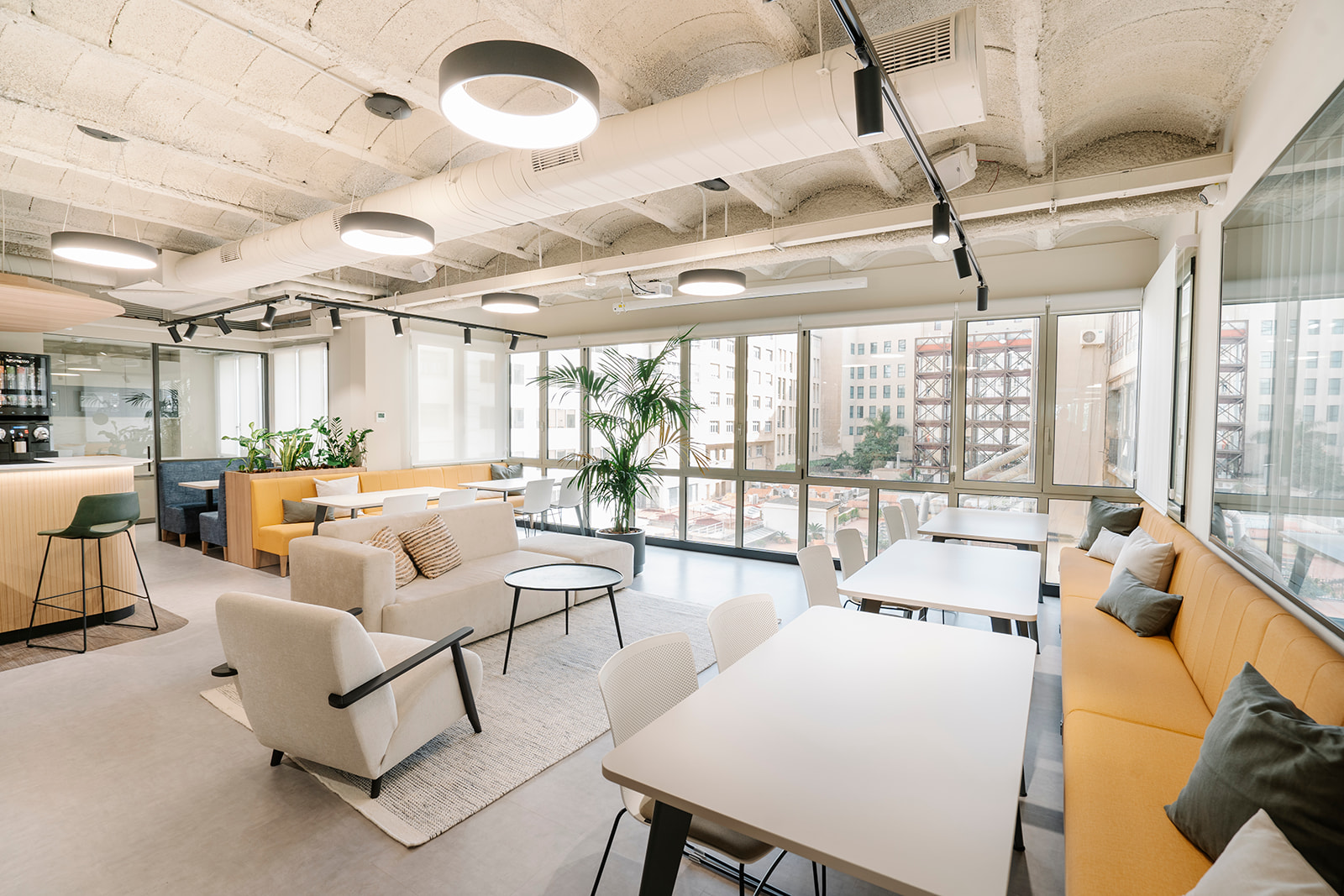 Gran Via BC  Gran Via Business & Meeting Center